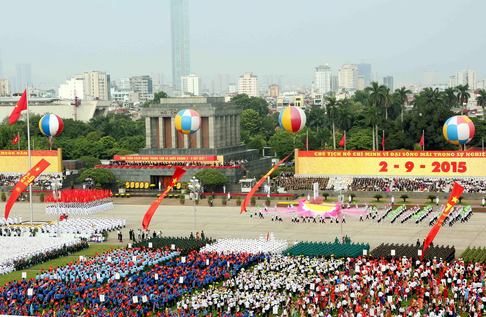 Toàn cảnh Lễ míttinh, diễu binh, diễu hành cấp Quốc gia tại Quảng trường Ba Đình. (Ảnh: TTXVN)