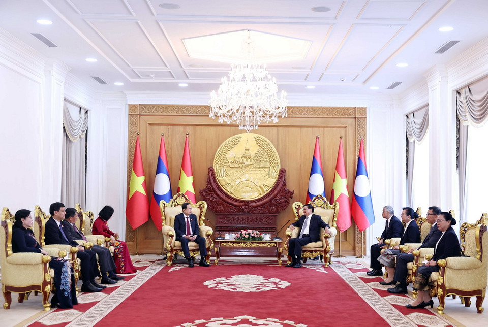 Chủ tịch Quốc hội Trần Thanh Mẫn hội kiến Tổng Bí thư, Chủ tịch nước Cộng hòa Dân chủ Nhân dân Lào Thongloun Sisoulith. (Ảnh: Thống Nhất/TTXVN)