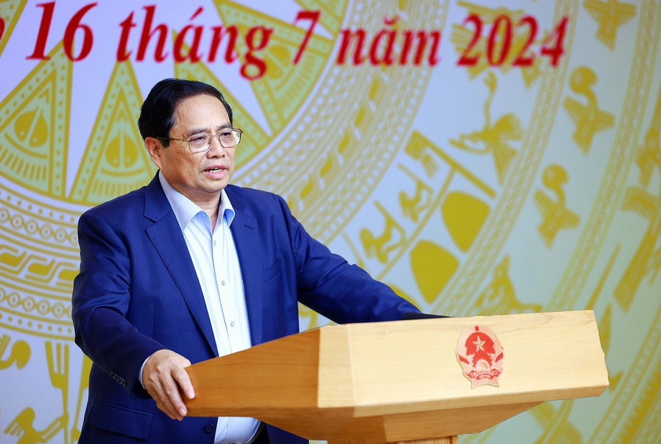 Thủ tướng Phạm Minh Chính phát biểu tại Hội nghị thúc đẩy đầu tư công năm 2024. (Ảnh: Dương Giang/TTXVN)