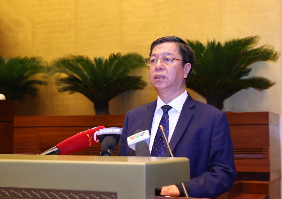 Giám đốc-Tổng Biên tập Nhà xuất bản Chính trị Quốc gia Sự thật Vũ Trọng Lâm phát biểu tại buổi lễ. (Ảnh: Văn Điệp/TTXVN)