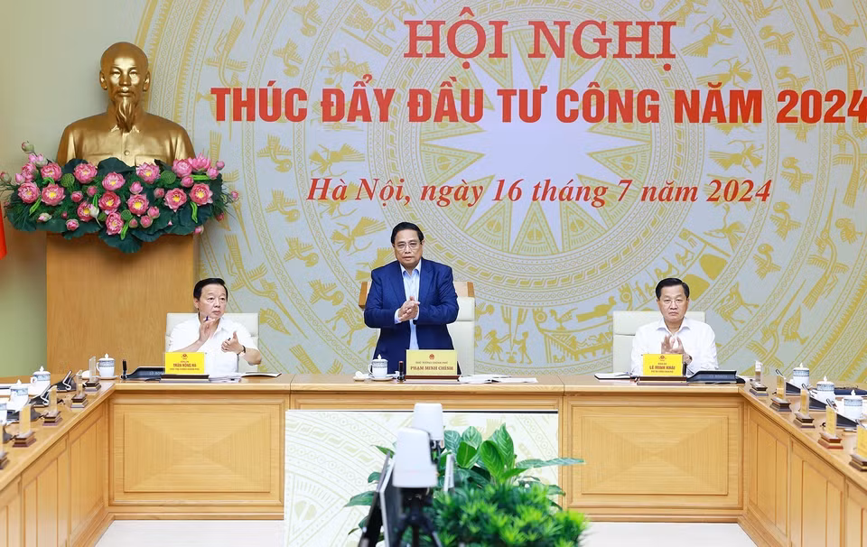 Thủ tướng Phạm Minh Chính chủ trì Hội nghị thúc đẩy đầu tư công năm 2024. (Ảnh: Dương Giang/TTXVN)