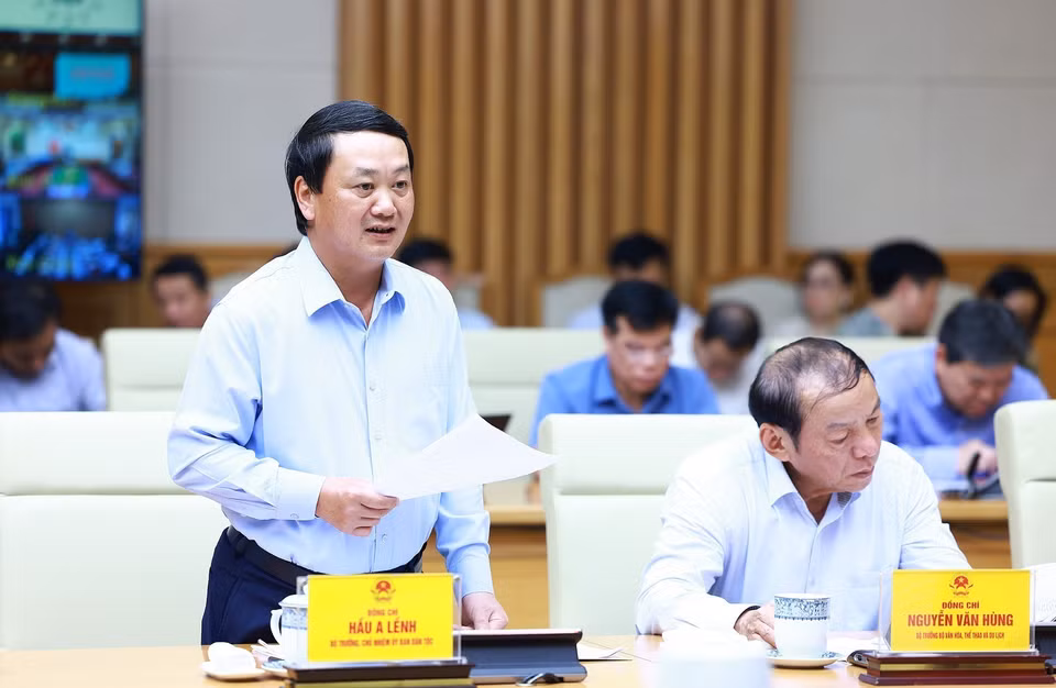 Bộ trưởng, Chủ nhiệm Ủy ban Dân tộc Hầu A Lềnh phát biểu. (Ảnh: Dương Giang/TTXVN)