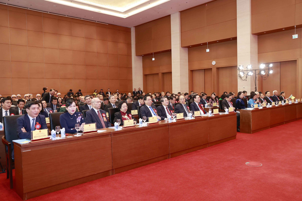 Chủ tịch Quốc hội Vương Đình Huệ và các đại biểu dự lễ kỷ niệm. (Ảnh: Doãn Tấn/TTXVN)