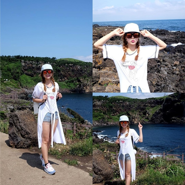 Giày sneakers cũng là món đồ được giám khảo Bước nhảy Hoàn vũ nhí 2015 yêu thích tuần vừa rồi bởi khá tiện lợi cho việc di chuyển và dễ dàng phối đồ xuyên suốt chuyến ngao du kết hợp công tác của Minh Hằng tại nước ngoài