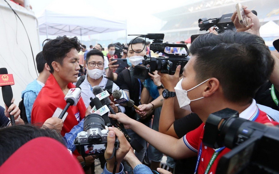 Các phóng viên trong nước và quốc tế tác nghiệp tại Đại hội Thể thao Đông Nam Á lần thứ 31 năm 2021 (SEA Games 31). (Ảnh: TTXVN)