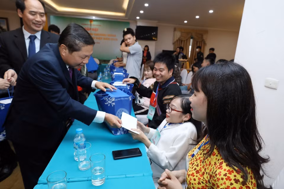 Ủy ban quốc gia về Người khuyết tật Việt Nam tổ chức Gặp mặt đại biểu tham dự Chương trình tỏa sáng nghị lực Việt Nam năm 2020. (Ảnh: Anh Tuấn/TTXVN