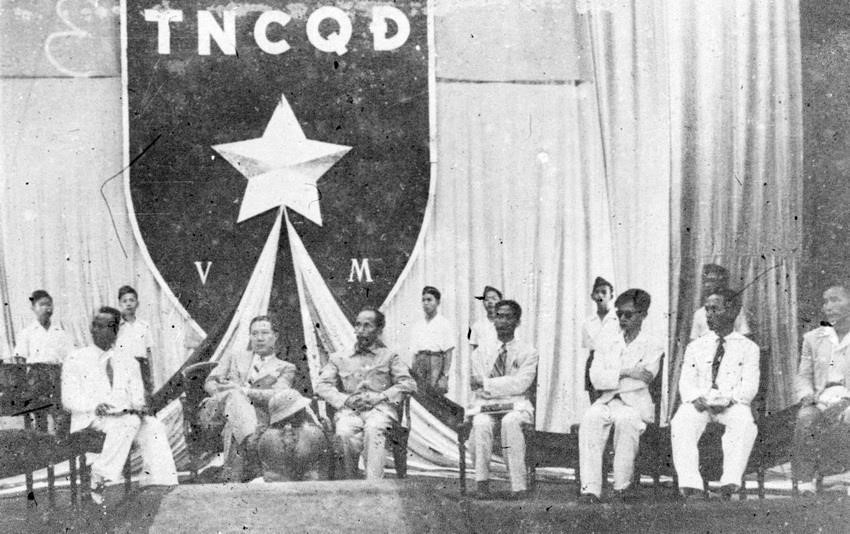 Chủ tịch Hồ Chí Minh dự Ngày Thanh niên cứu quốc của Đoàn Thanh niên cứu quốc Thủ đô (1946). (Ảnh: Tư liệu TTXVN)