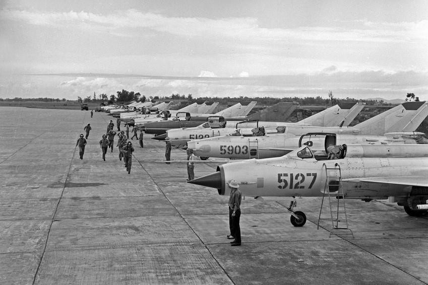 Lực lượng không quân Việt Nam đã lập nên những chiến công oanh liệt trong cuộc kháng chiến chống Mỹ, cứu nước. (Ảnh: TTXVN)