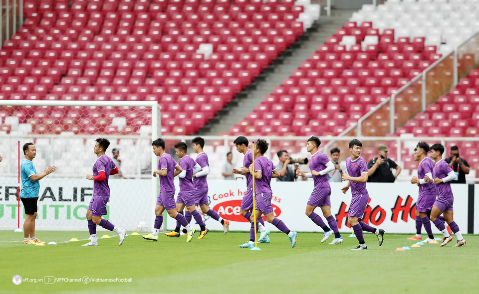 Thế nên, các cầu thủ đều rất nỗ lực tập luyện. (Nguồn: VFF)