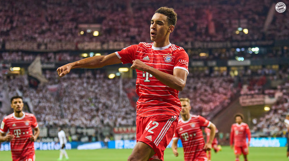  ...để giúp Bayern thắng chung cuộc 6-1 trong ngày ra quân Bundesliga qua đó, tài năng trẻ của Bayern và tuyển Đức điền tên mình vào danh sách người có cú đúp đầu tiên tại Bundesliga 2022-23 (Nguồn: FcBayern)