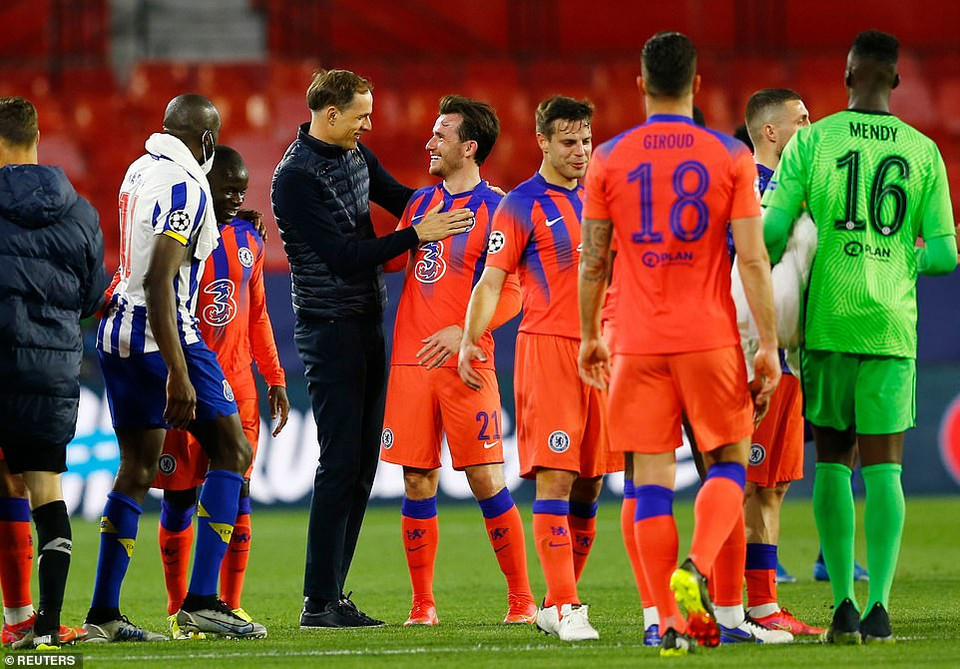 Đáng chú ý, với trận thắng này, Tuchel trở thành huấn luyện viên thứ 2 của Chelsea sau Di Matteo giành chiến thắng cả ba trận đầu tiên tại vòng loại trực tiếp ở Champions League. (Nguồn: Reuters)