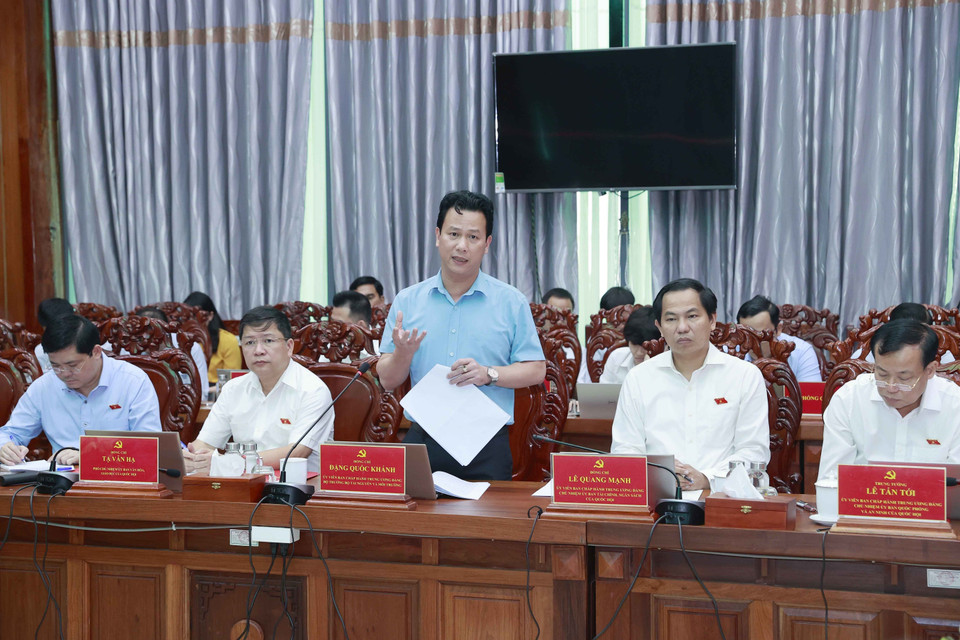 Bộ trưởng Bộ Tài nguyên và Môi trường Đặng Quốc Khánh phát biểu. (Ảnh: Doãn Tấn/TTXVN)