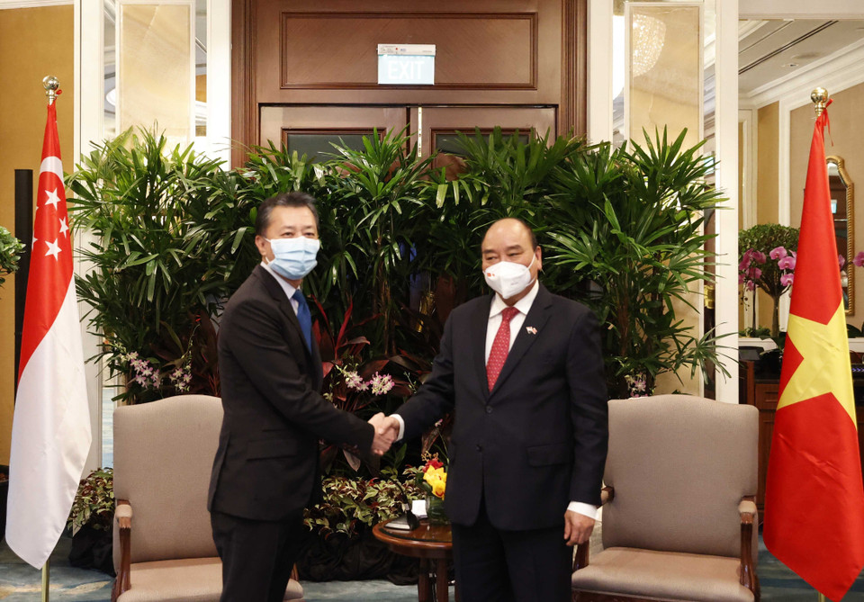 Chủ tịch nước Nguyễn Xuân Phúc tiếp ông Chia Song Hwee, Phó Chủ tịch Tập đoàn đầu tư Temasek Holding. (Ảnh: Thống Nhất/TTXVN)