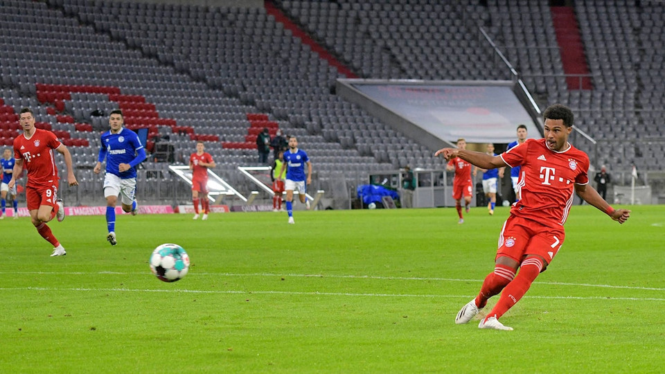 ...Serge Gnabry hai lần có cơ hội dứt điểm ở các phút 47 và 59... (Nguồn: FcBayern)