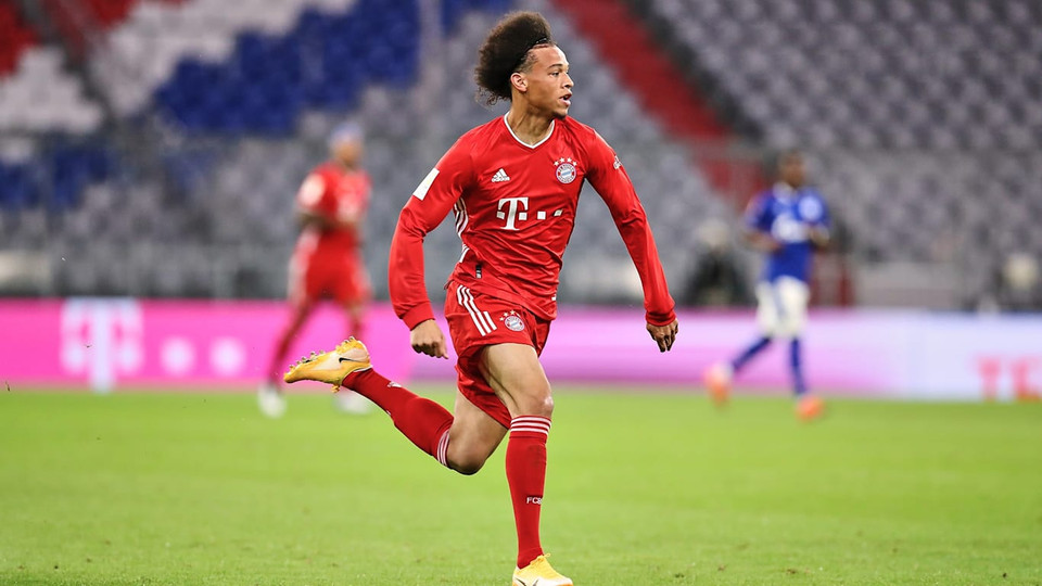 Sang hiệp 2, Bayern tiếp tục ép sân và Sane đã tỏa sáng khi có hai đường kiến tạo để... (Nguồn: FcBayern)