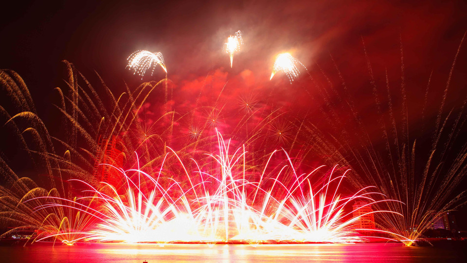 Màn trình diễn pháo hoa của đội Phần Lan. (Ảnh: Trần Lê Lâm/TTXVN)