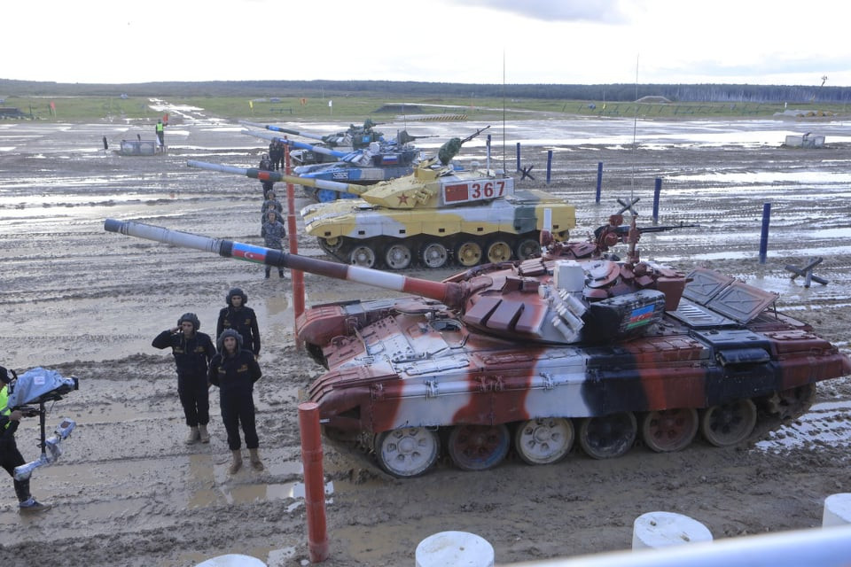 Bốn đội thi chung kết bao gồm Azerbaijan, Kazakhstan, Trung Quốc và đội chủ nhà Nga.