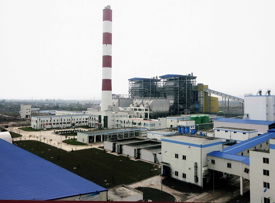 Nhà máy nhiệt điện Mạo Khê, công suất 440 MW, tại xã Bình Khê, huyện Đông Triều, tỉnh Quảng Ninh, do Tập đoàn công nghiệp Than-Khoáng sản đầu tư xây dựng, khánh thành ngày 12/3/2013. (Ảnh: Trọng Đạt/TTXVN)