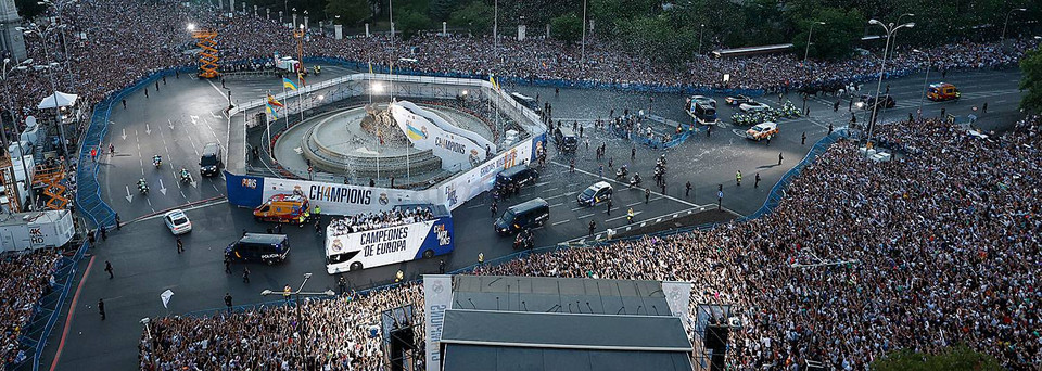 Quảng trường Cibeles tưng bừng trong ngày Real ăn mừng chức vô địch. (Nguồn: Realmadrid)