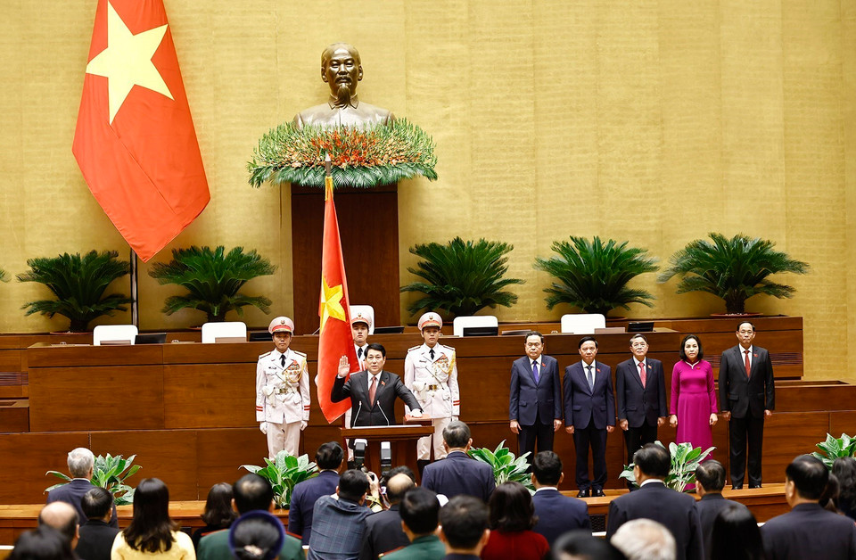 Chủ tịch nước CHXHCN Việt Nam Lương Cường tuyên thệ trước Quốc hội, đồng bào và cử tri cả nước. (Ảnh: TTXVN)