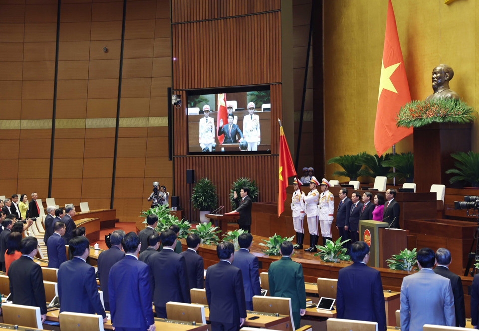 Chủ tịch nước CHXHCN Việt Nam Lương Cường tuyên thệ trước Quốc hội và đồng bào cử tri cả nước. (Ảnh: TTXVN)