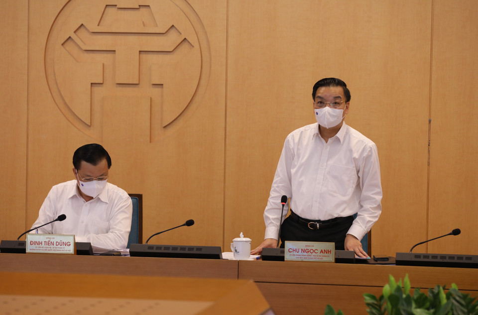 Chủ tịch UBND thành phố Hà Nội Chu Ngọc Anh, Trưởng Ban Chỉ đạo phòng, chống dịch COVID-19 phát biểu. (Ảnh: Văn Điệp/TTXVN)