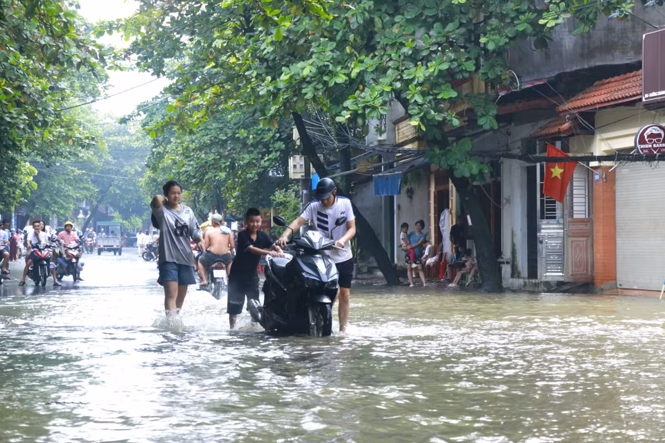 Phường Hồng Hà, Thái Học và Yên Ninh (thành phố Yên Bái) là các điểm bị ngập sâu trong sáng 9/9/2024. (Ảnh: Tuấn Anh/TTXVN)
