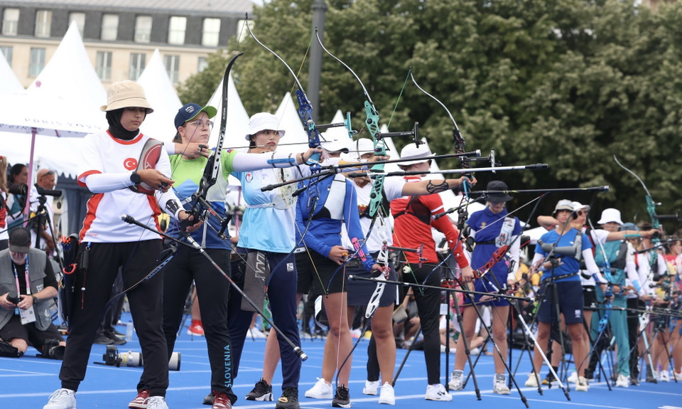 Đỗ Thị Ánh Nguyệt thi đấu ở nội dung vòng loại cung 1 dây cá nhân nữ. (Ảnh: Hoàng Linh/TTXVN)