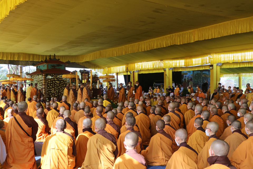 Toàn cảnh lễ trà tỳ Thiền sư Thích Nhất Hạnh tại Công viên nghĩa trang Vĩnh Hằng, Vườn Địa Đàng (Thừa Thiên- Huế). (Ảnh: Mai Trang/TTXVN)