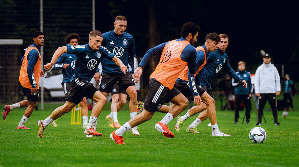 Các cầu thủ Đức đều đang rất nỗ lực trong lần tập trung này với hy vọng... (Nguồn: DFB)