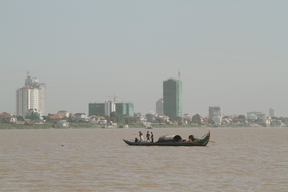 Khai thác thủy sản vẫn là sinh kế của phần đông người dân Campuchia. (Ảnh: Trần Chí Hùng-Danh Chanh Đa-Phan Minh Hưng/TTXVN)