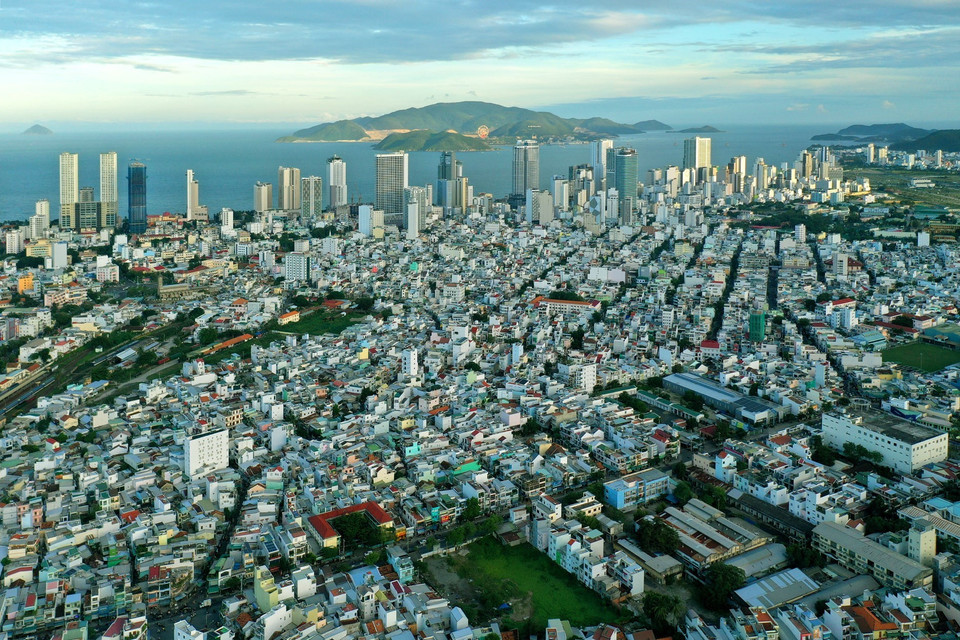Nha Trang là một thành phố ven biển và là trung tâm chính trị, kinh tế, văn hóa, khoa học kỹ thuật và du lịch của tỉnh Khánh Hòa. (Ảnh: Ngọc Hà/TTXVN) 
