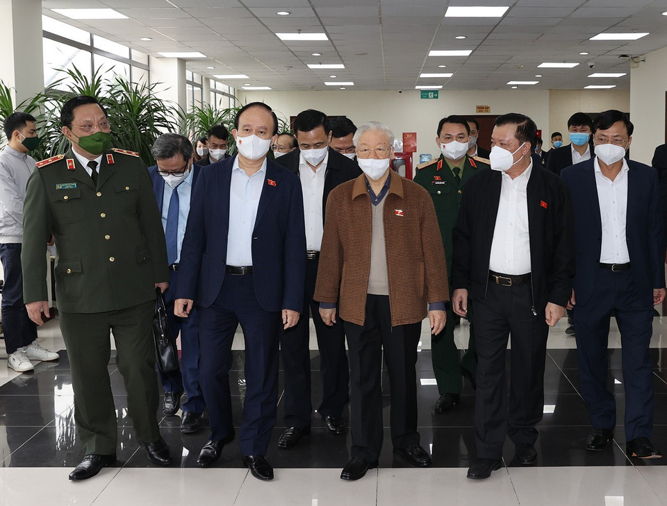 Tổng Bí thư Nguyễn Phú Trọng đến dự buổi tiếp xúc cử tri. (Ảnh: Trí Dũng/TTXVN)