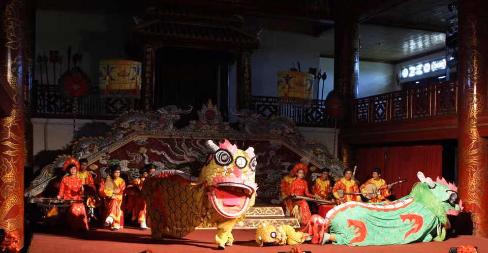 Nhã nhạc Huế - Âm nhạc cung đình Việt Nam được vinh danh là kiệt tác di sản văn hóa phi vật thể đại diện của nhân loại năm 2003. (Ảnh: Nhật Anh/TTXVN)