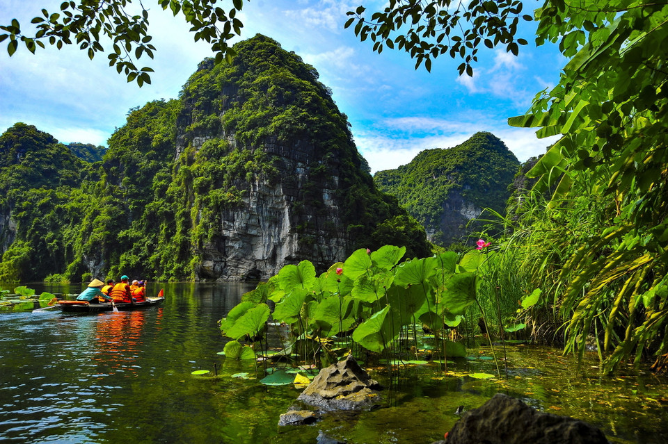 Mây trời của Tràng An khi mùa Thu sang mang vẻ đẹp thanh bình. (Ảnh: Minh Đức/TTXVN)