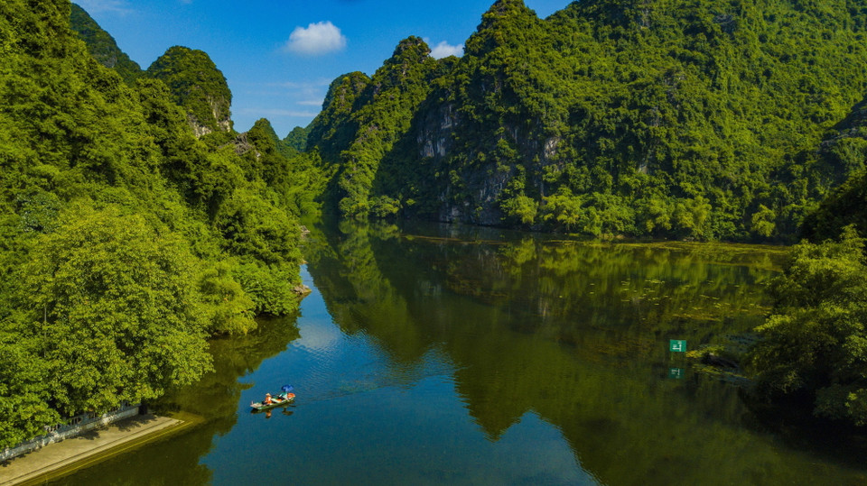 Mây trời của Tràng An khi mùa Thu sang mang vẻ đẹp thanh bình. (Ảnh: Minh Đức/TTXVN)