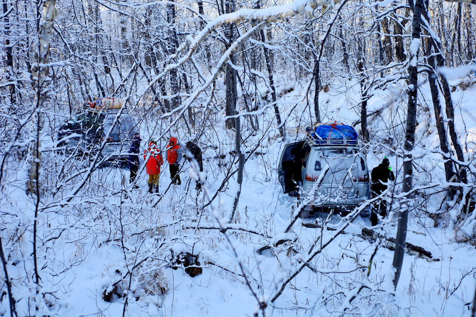 Thời tiết khắc nghiệt làm cho việc tiếp cận các ngôi làng ở miền núi gặp nhiều khó khăn. (Ảnh: Trần Hiếu/TTXVN)
