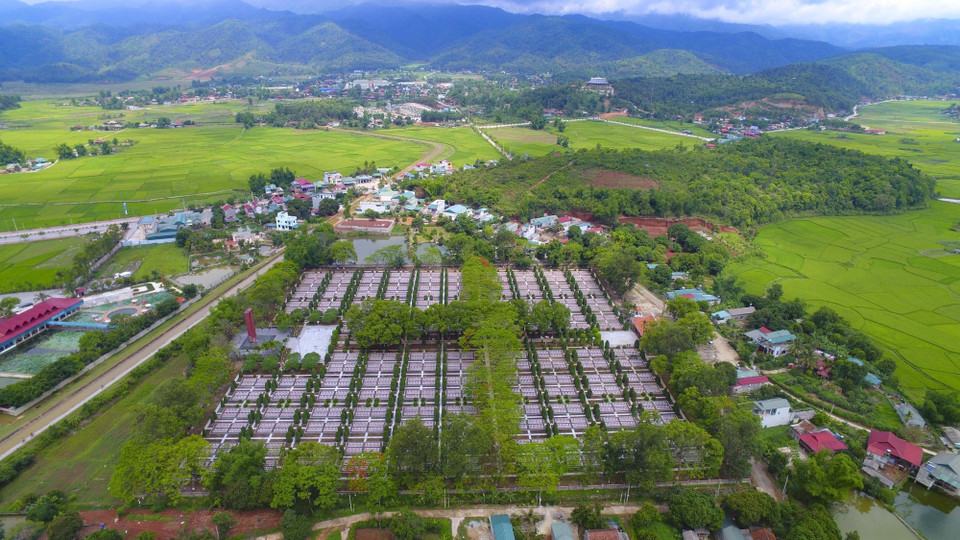 Nghĩa trang Liệt sỹ Độc Lập và Di tích Đồi Độc Lập ngày nay. (Ảnh: Xuân Tư/TTXVN)