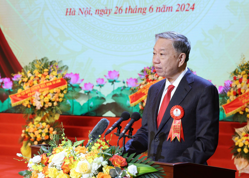 Chủ tịch nước Tô Lâm phát biểu chúc mừng Lực lượng kỹ thuật nghiệp vụ Công an nhân dân. (Ảnh: Nhan Sáng/TTXVN)