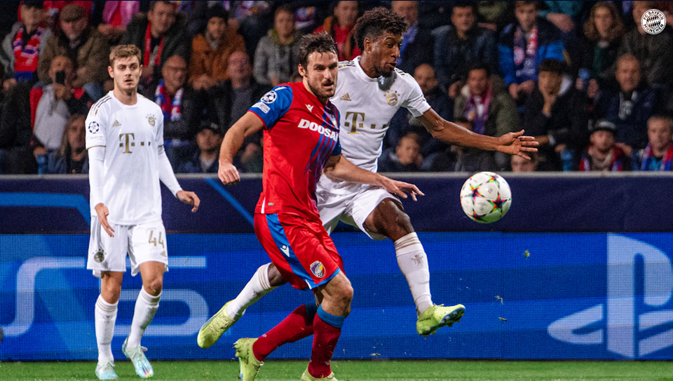 Dù làm khách song Bayern không quá khó khăn để áp đặt lối chơi và tạo sức ép. (Nguồn: FcB.com)