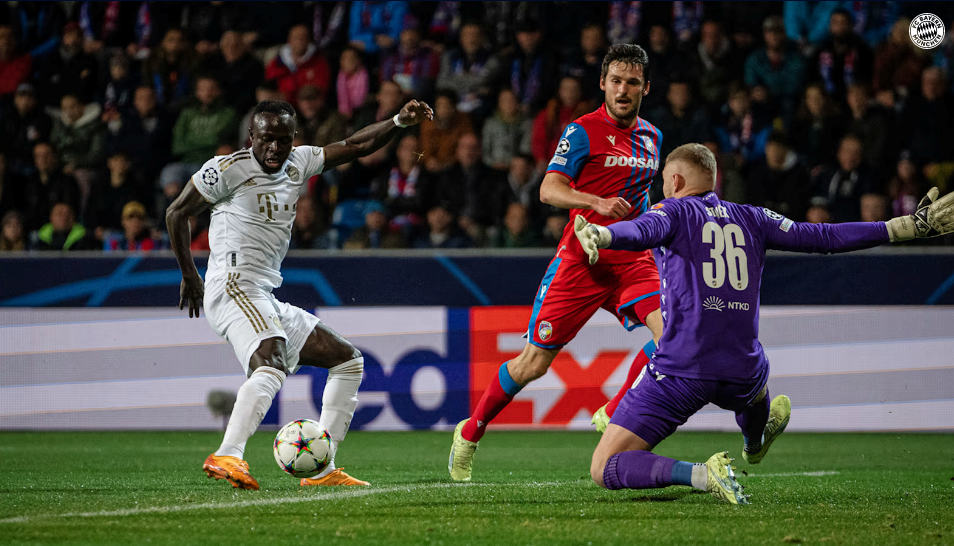 Ngay phút thứ 10, Bayern đã có pha vỡ thế cân bằng của trận đấu nhờ pha lập công của Sadio Mane. (Nguồn: FcB.com)