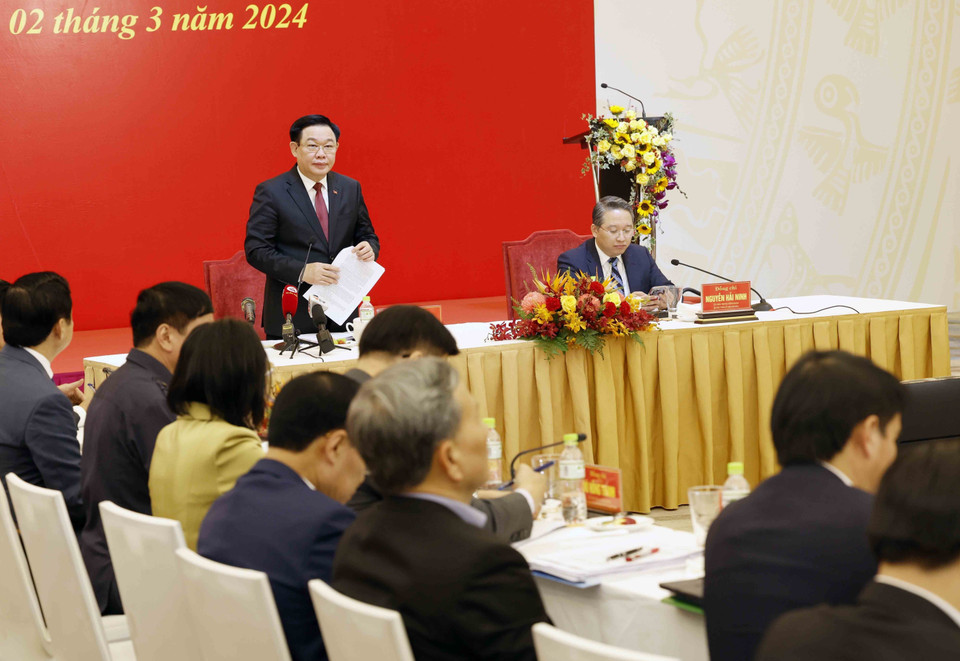 Sáng 2/3/2024, tại thành phố Nha Trang, Chủ tịch Quốc hội Vương Đình Huệ làm việc với Ban Thường vụ Tỉnh uỷ Khánh Hòa về tình hình thực hiện nhiệm vụ phát triển kinh tế-xã hội, công tác xây dựng Đảng. (Ảnh: Nhan Sáng/TTXVN)