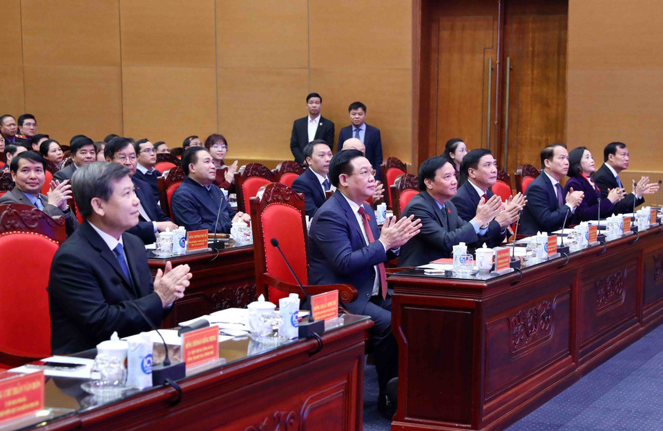 Chủ tịch Quốc hội Vương Đình Huệ và các đại biểu tham dự hội nghị. (Ảnh: Phạm Kiên/TTXVN)