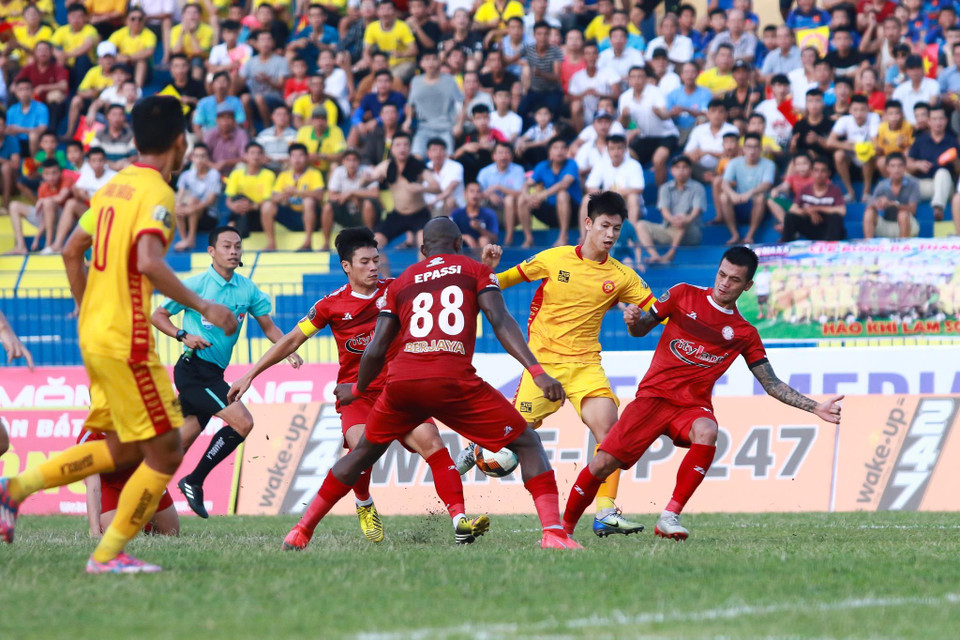 Sau bàn thắng, đội bóng này chơi tự tin hơn nhưng Thanh Hóa cũng cho thấy sự khó chịu khi có nhiều đường tấn công nguy hiểm. (Ảnh: Nguyên An/Vietnam+)