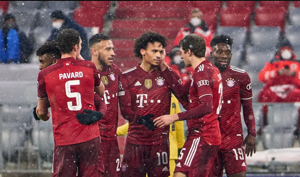 Phút 83, Leroy Sane nhân đôi cách biệt cho đội chủ nhà. Bàn thắng này giúp Sane có thành tích tốt nhất trong một mùa giải ở Champions League. (Nguồn: FcBayern)