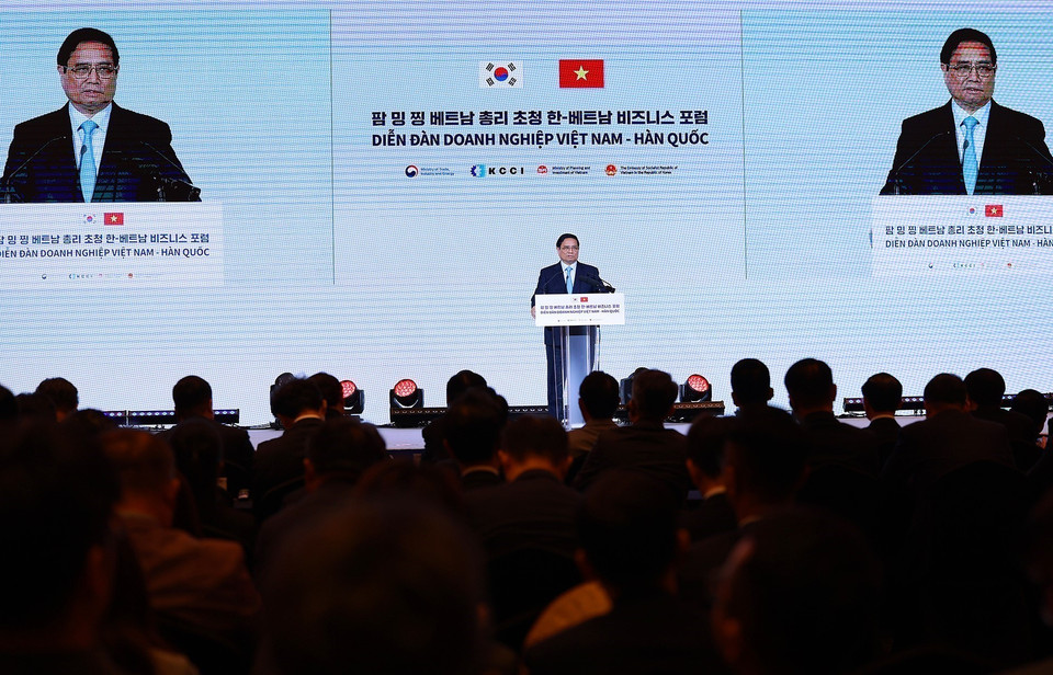 Thủ tướng Phạm Minh Chính phát biểu tại Diễn đàn Doanh nghiệp Việt Nam-Hàn Quốc. (Ảnh: Dương Giang/TTXVN)