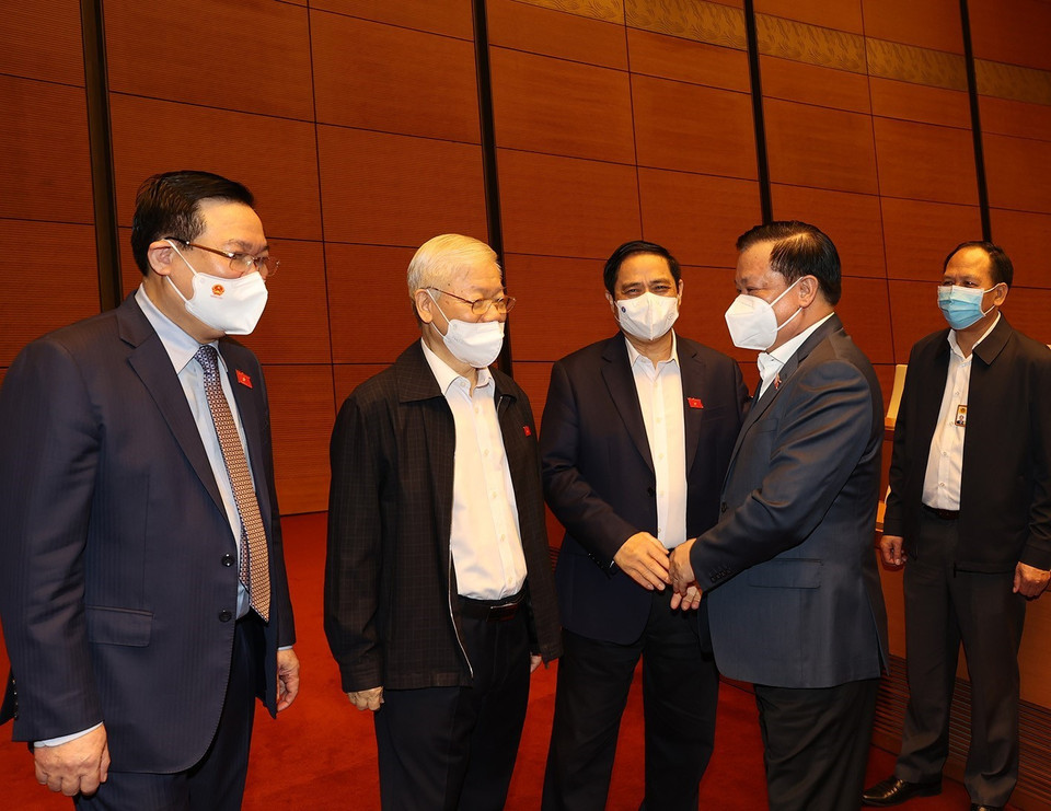 Tổng Bí thư Nguyễn Phú Trọng cùng các đồng chí lãnh đạo Đảng, Nhà nước dự Kỳ họp thứ hai, Quốc hội khóa XV. (Ảnh: Trí Dũng/TTXVN)