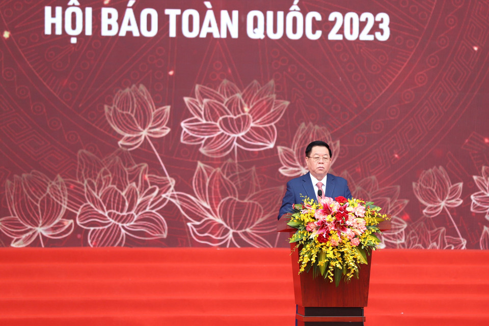 Bí thư Trung ương Đảng, Trưởng Ban Tuyên giáo Trung ương Nguyễn Trọng Nghĩa phát biểu tại Hội báo toàn quốc năm 2023. (Ảnh: Hoài Nam/Vietnam+)