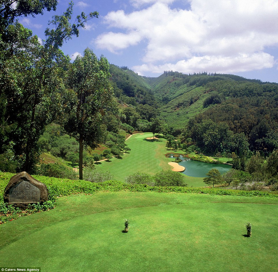 Lỗ số 14 tại sân golf Doonbeg, Ireland.