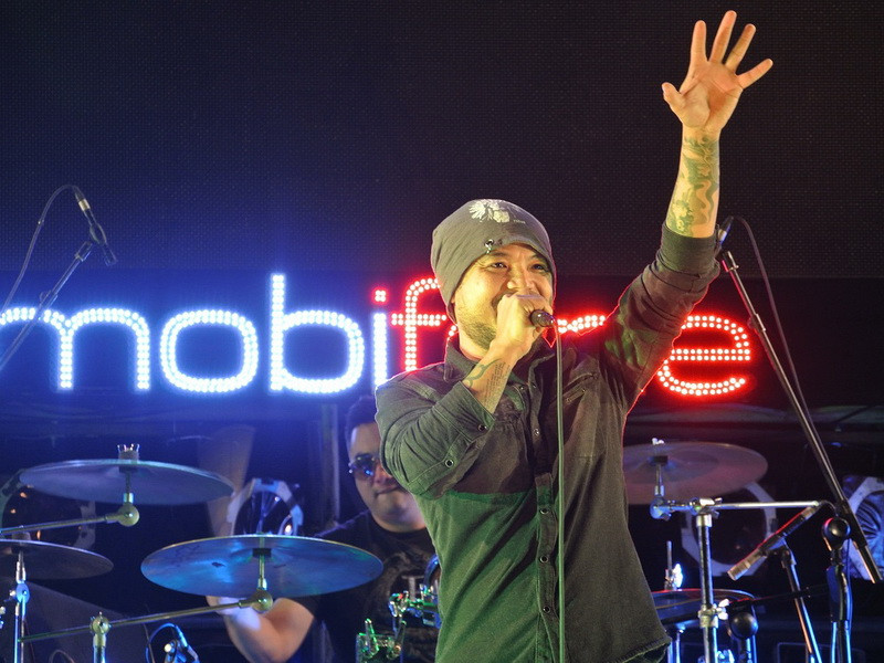 Bức Tường và thủ lĩnh Trần Lập